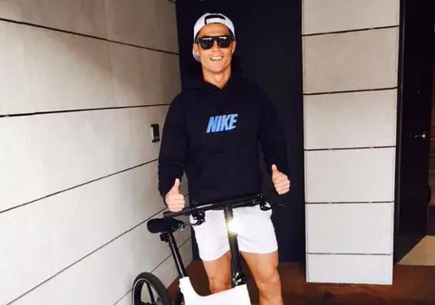 Ronaldo ne îndeamnă să mergem cu bicicleta! GALERIE FOTO