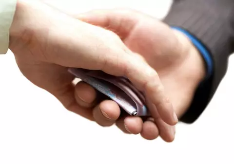 A fost realizat profilul CORUPTULUI ROMÂN. Cum arată