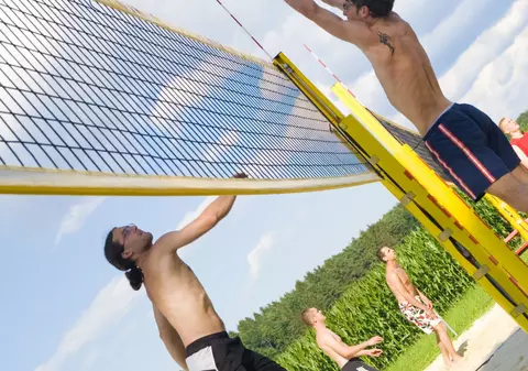 Ce vor face de fapt majoritatea tinerilor de 1 mai