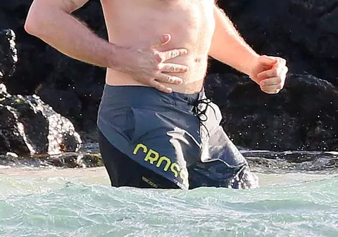 Mai tare ca James Bond! Un actor celebru a făcut ravagii pe plajă!