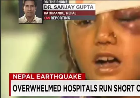 Supravieţuitorii din Nepal, operaţi cu ferăstrăul: "E o situaţie gravă"