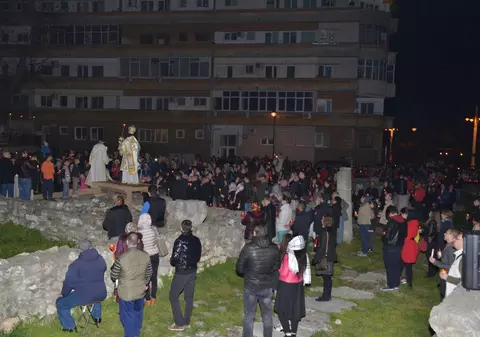 Lumina de Înviere, adusă cu barca, pe Litoral