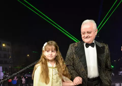 Uite ce tablouri pictează Irina Columbeanu la doar opt ani! O să rămâi mască