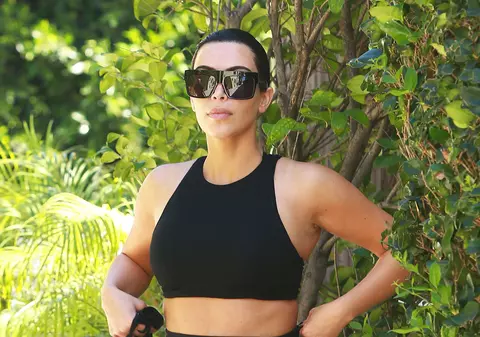 Regim de vedetă! Cum își menține Kim Kardashian formele! Vezi ce mănâncă în fiecare zi!