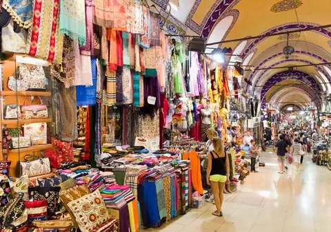 La cumpărături cu fetele, în Kusadasi