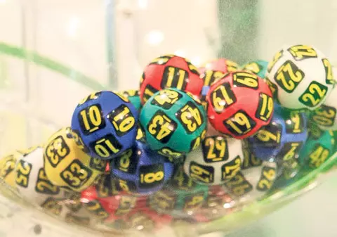 Loto 6 din 49. Report uriaș la tragerea Loto 6 din 49 din 24 aprilie 2016