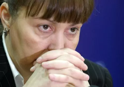 REACȚIE DURĂ A MONICĂI MACOVEI după ce s-a decis confiscarea a 300.000 de lei destinați campaniei sale electorale