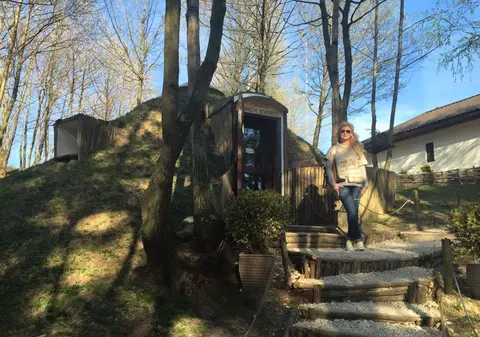 O cunoscută solistă s-a retras la mănăstire