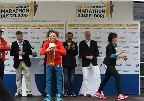 Marius Ionescu, premiat cu bere după ce s-a calificat la cursa de maraton de la Jocurile Olimpice de la Rio