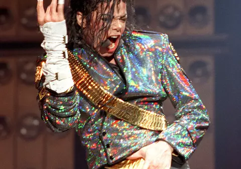 Dezvăluiri incredibile, la 5 ani de la moartea lui Michael Jackson. Copiii abuzați, plătiți cu milioane de euro să tacă, fac MĂRTURISIRI TERIBILE