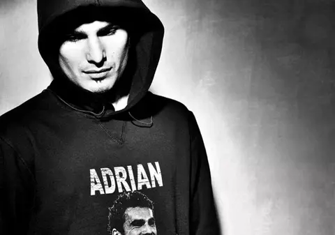 Mutu s-a bătut cu un fost fotbalist într-un bar. "S-au lovit în ultimul hal!"