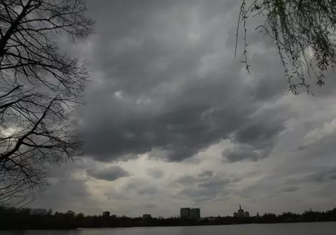 AVERTIZARE METEO. Va fi foarte FRIG şi va PLOUA în toată ţara
