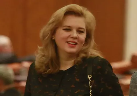 Roberta ANASTASE A DEVENIT MAMĂ