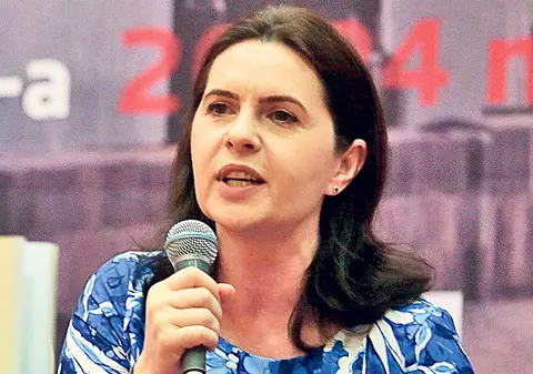 Adriana Săftoiu a demisionat din funcţia de prim-vicepreşedinte al PNL