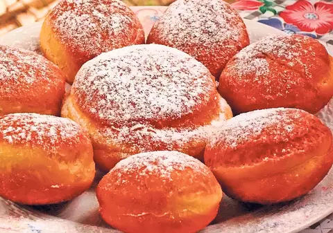 REȚETELE BUNICII | Gogoşele cu brânză de vaci