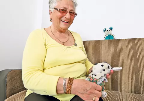 Distracții pentru vârsta a treia! Cluburile seniorilor din marile orașe sunt luate cu asalt de amatori