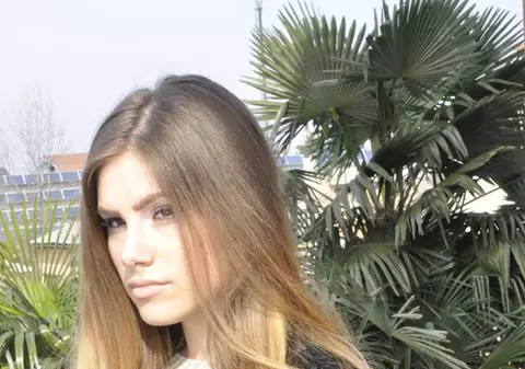 Se machiază doar pe scenă. Cum arată Andra sută la sută naturală