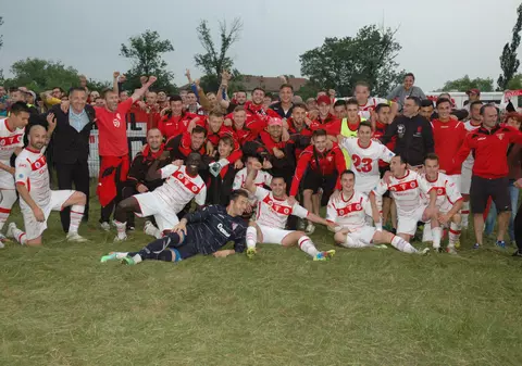 După Chindia Târgoviște, și UTA Bătrâna Doamnă și Baia Mare au promovat în liga a doua