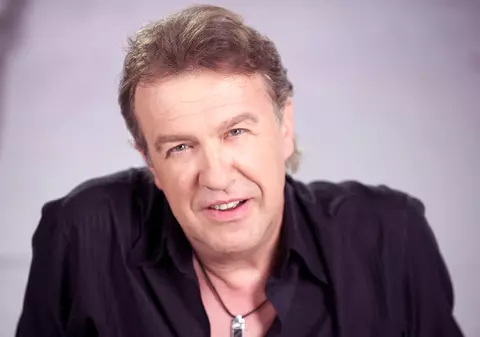 Rezultatul coronografiei lui Gabriel Cotabiţă. Artistul e, în continuare, ventilat mecanic