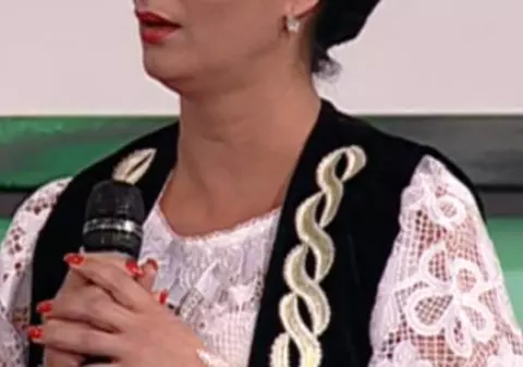 DRAMĂ TERIBILĂ. O cântăreață de muzică populară A NĂSCUT, DAR COPILUL A MURIT după o săptămână