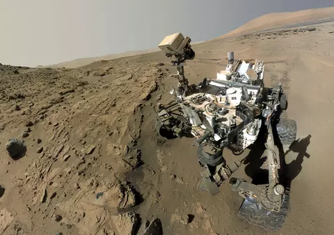 Apus de Soare pe Marte, fotografiat de roverul Curiosity | FOTO 