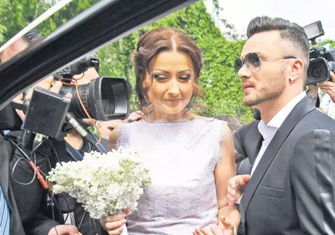 Ce cadou a primit Gabriela Cristea de la Oana Roman? ”I-am cumpărat două obiecte vechi”