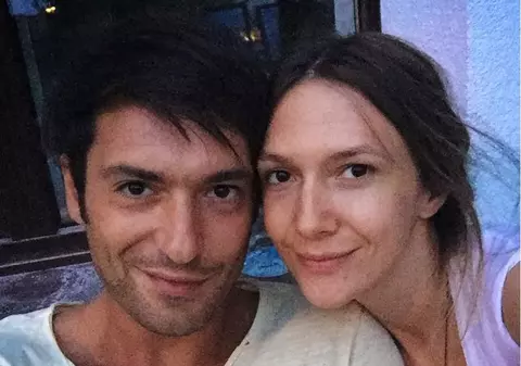 Ce cărucior a ales Radu Vâlcan pentru băieţelul său şi al Adelei Popescu!