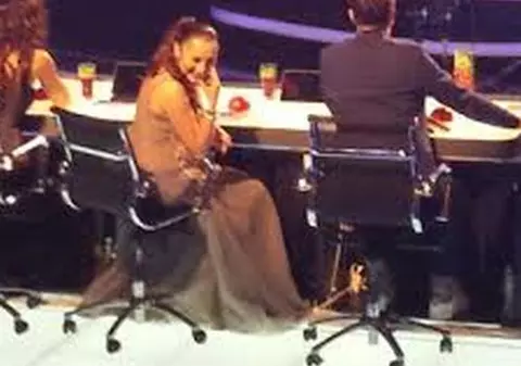 Numărul care i-a provocat contracţii Andrei. Un concurent a căzut pe scenă