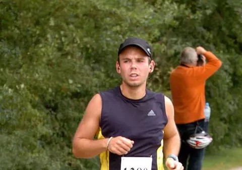 Ce a făcut pilotul Andreas Lubitz în ziua tragediei Germanwings e de NECREZUT!