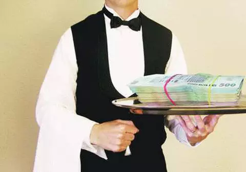 E OFICIAL! Statul nu mai ia impozit din bacşişuri