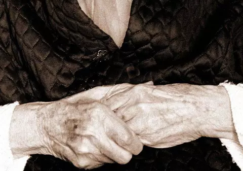 Caz șocant în Constanța! O bătrână a fost violată de un puști de 15 ani