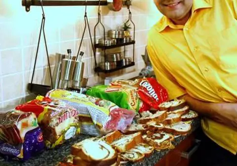 Vacanţă cu final nefericit! Un bucătar celebru şi soţia lui, "sechestraţi" în aeroport 