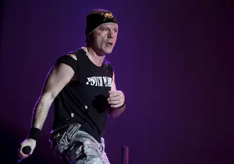 Solistul trupei Iron Maiden AFIRMĂ că a ÎNVINS CANCERUL