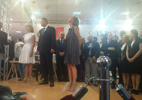 Răzvan Ciobanu face praf ținutele PRIMEI DOAMNE, Carmen Iohannis