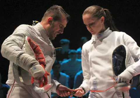 Simona Pop și Tibi Dolniceanu sunt campionii României la spadă, respectiv la sabie / FOTO