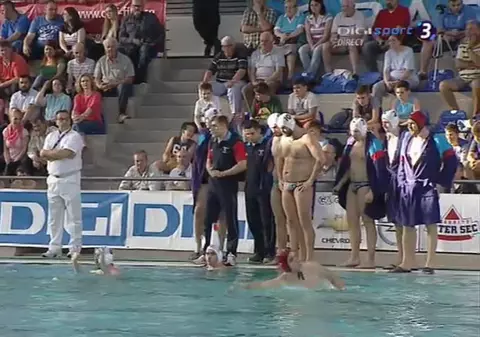 Oradea s-a desprins în finala de la polo: 13-8 cu Steaua, 2-0 la general