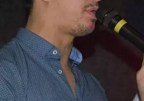 A anunţat în direct că divorţează. Un manelist i-a spus "Adio" soţiei, la TV