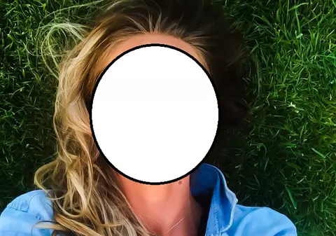 De la "NU ÎMI FAC CONT DE FACEBOOK", o vedetă autohtonă are postări ZILNICE