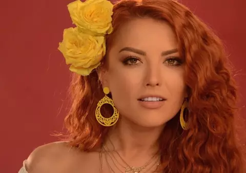 Elena Gheorghe lansează single-ul şi videoclipul “Señor Loco”, feat Danny Mazo