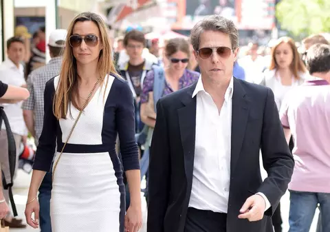 Cât de PENIBIL! Iubita unui MARE ACTOR, fără chiloți pe ea și NEEPILATĂ inghinal. S-a văzut TOT | FOTO 18+