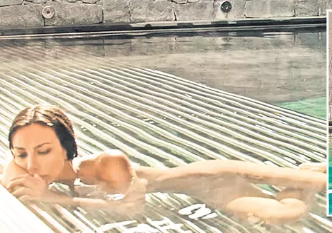 Româncele sunt primite la Hollywood doar dacă se dezbracă