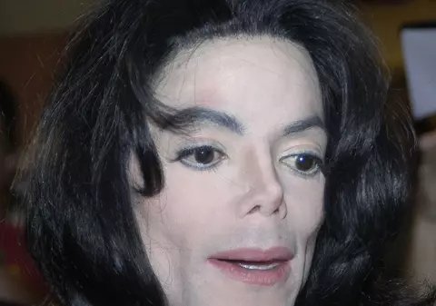 Neverland, fosta reşedinţă a cântăreţului Michael Jackson, scoasă la VÂNZARE. Ce sumă COLOSALĂ se cere pentru ea