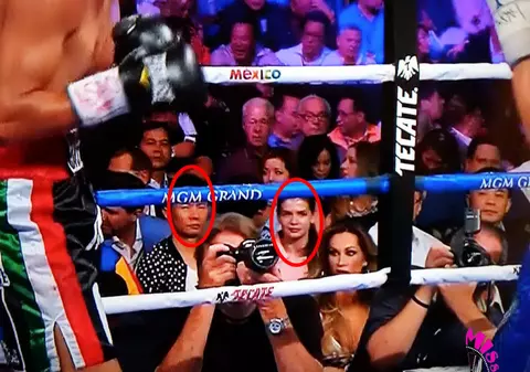 O fi înțeles ceva? Moni a suportat cu greu loviturile dure între Mayweather și Pacquiao