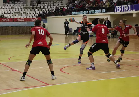 ”U” Cluj a scăpat de barajul de supraviețuire, HCM Rm. Vâlcea - ca și salvată