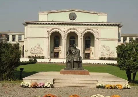 EXCLUSIV | Directorul Operei Române, Răzvan Ioan Dincă, a SCĂPAT de AREST