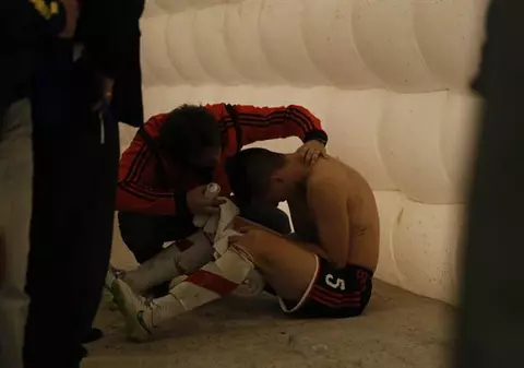 Fotbaliștii de la River, atacați cu spray-uri cu piper la derby-ul cu Boca! ”Ăsta e război!” / VIDEO