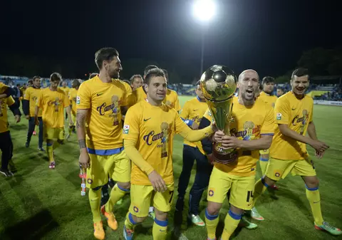 CSMS IAŞI - STEAUA 0-0 şi ASA - OŢELUL GALAȚI 1-2. STEAUA, CAMPIOANĂ