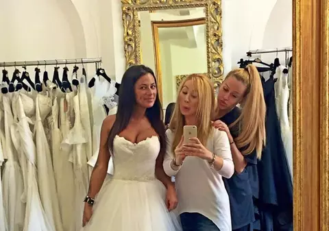 Roxana Vancea, în ROCHIE DE MIREASĂ. Vezi cum a motivat vedeta gestul!