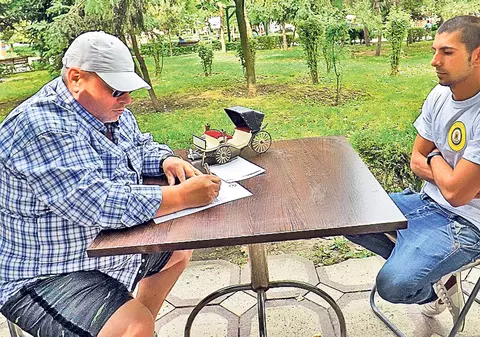 Au împrumutat un deţinut şi l-au... citit!