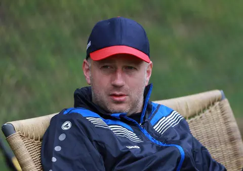 Edi Iordănescu a fost sărbătorit cu tort în cantonamentul din Olanda / GALERIE FOTO&VIDEO